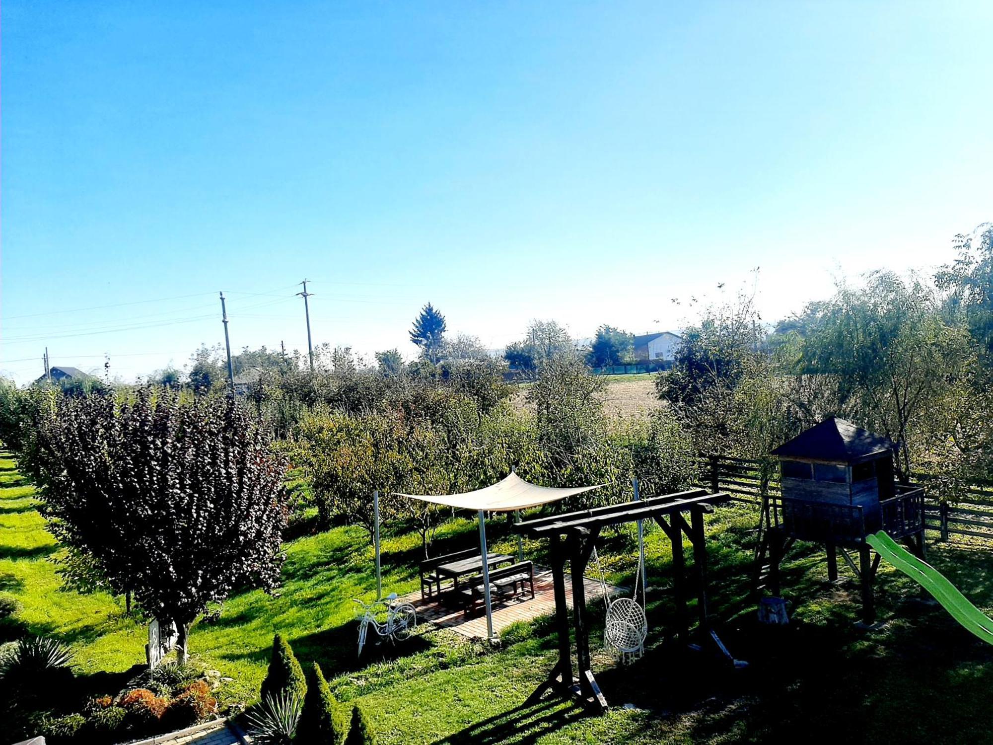 Hotel Dor De Casa Doljesti Esterno foto