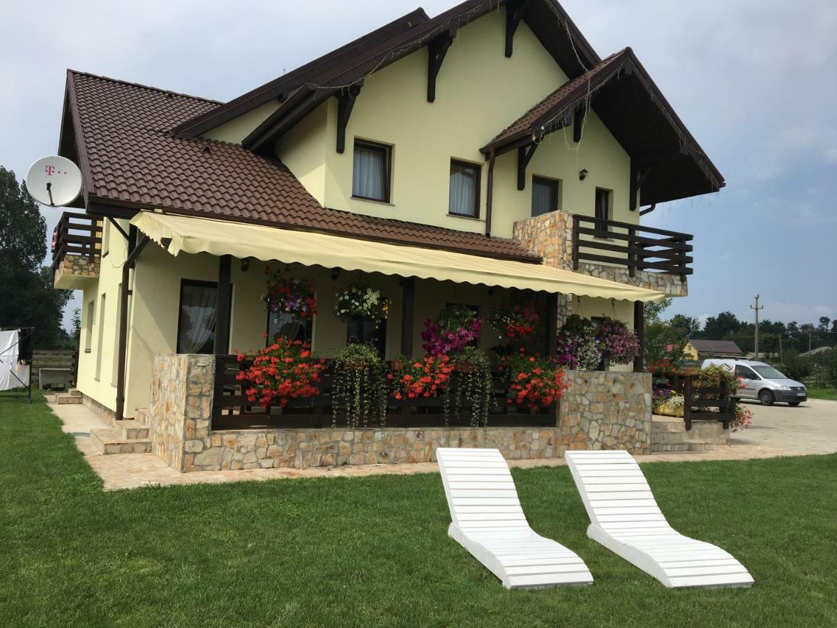 Hotel Dor De Casa Doljesti Esterno foto